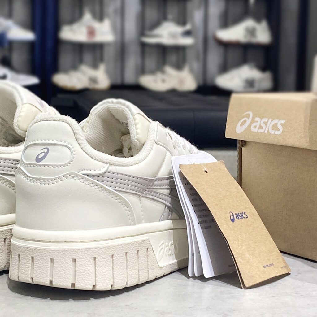 Giay-the-thao-Asics-Court-Mz-Xam-4