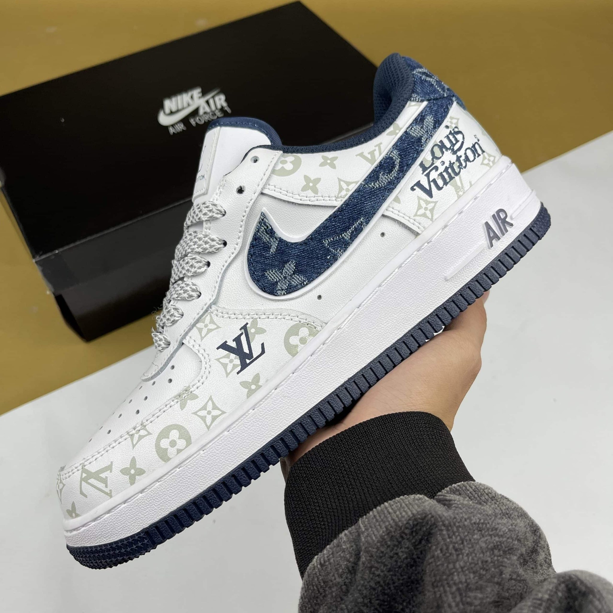 Nike Air Force 1 xLV White Blue (1) Nike Air Force 1 xLV White Blue (1)