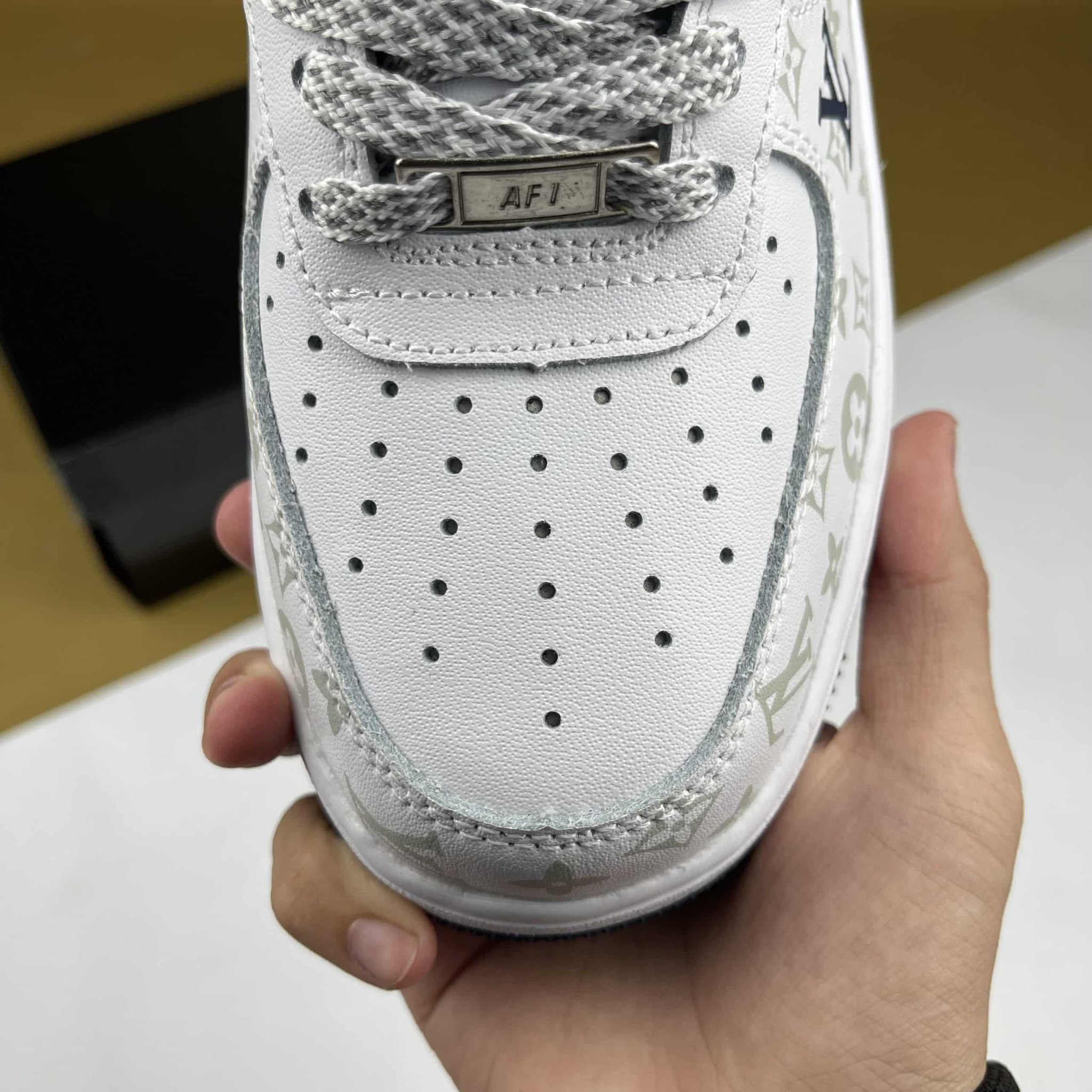 Nike Air Force 1 xLV White Blue (4) Nike Air Force 1 xLV White Blue (4)
