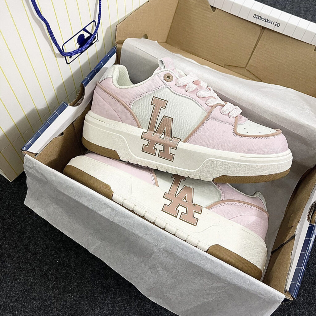 MLB-Chunky-Liner-Diamond-Monogram-Pink-2