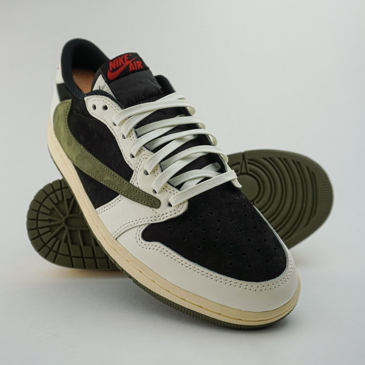 Travis Scott × Nike PS Air Jordan 1 Low OG Medium Olive (3) Travis-Scott-×-Nike-PS-Air-Jordan-1-Low-OG-Medium-Olive-3