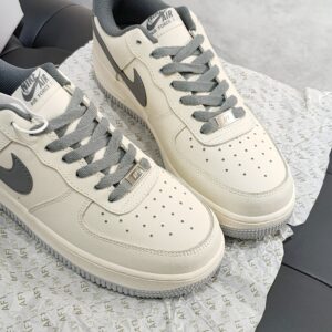 af1-moc-xam-3