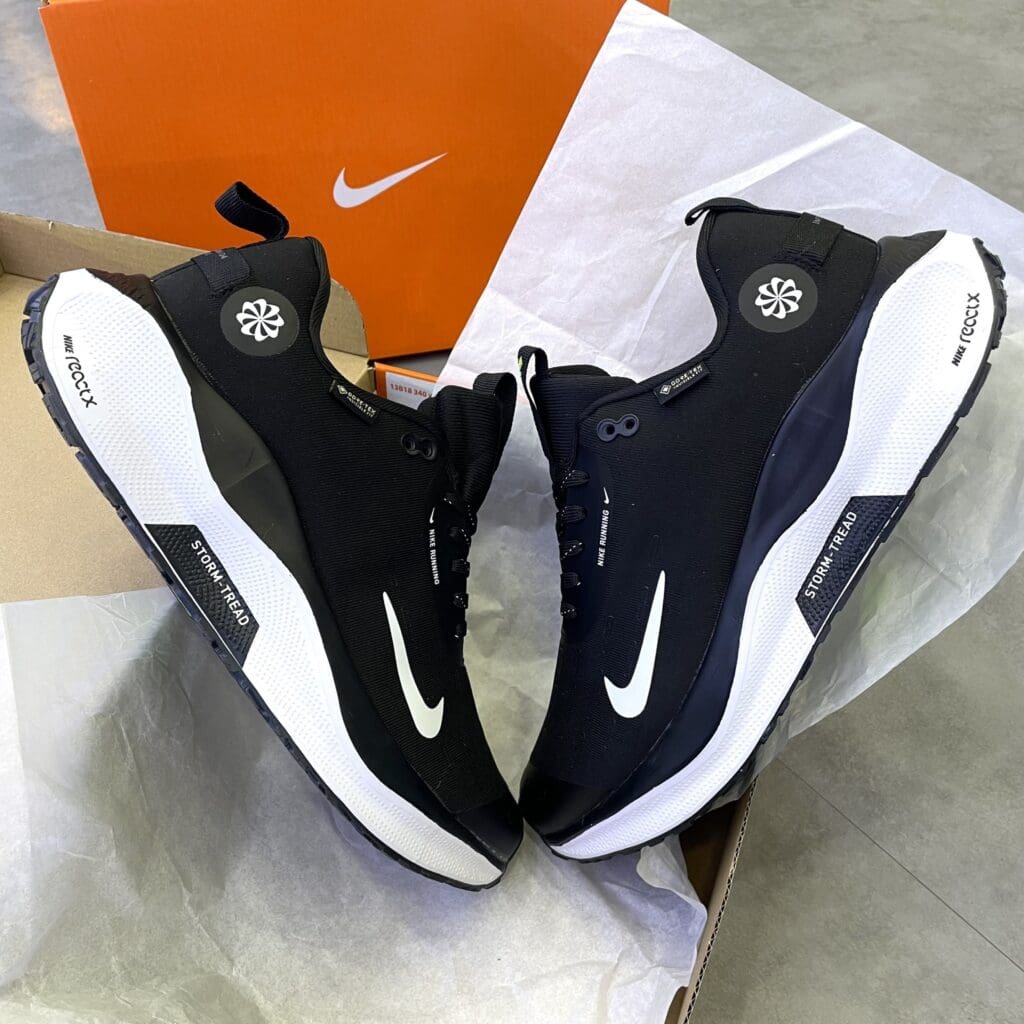 Giay-The-Thao-Nike-Goretex-Storm-Tread-4