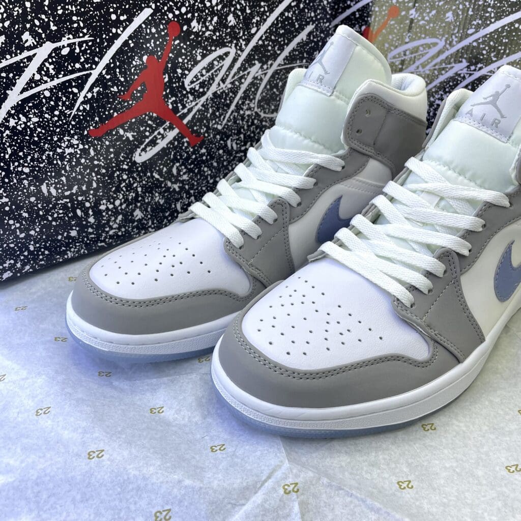 Giay-Nike-Air-Jodan-High-Wolf-Grey-1