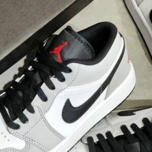 Nike-Jordan-1-Low-Smoke-Grey-V2-4