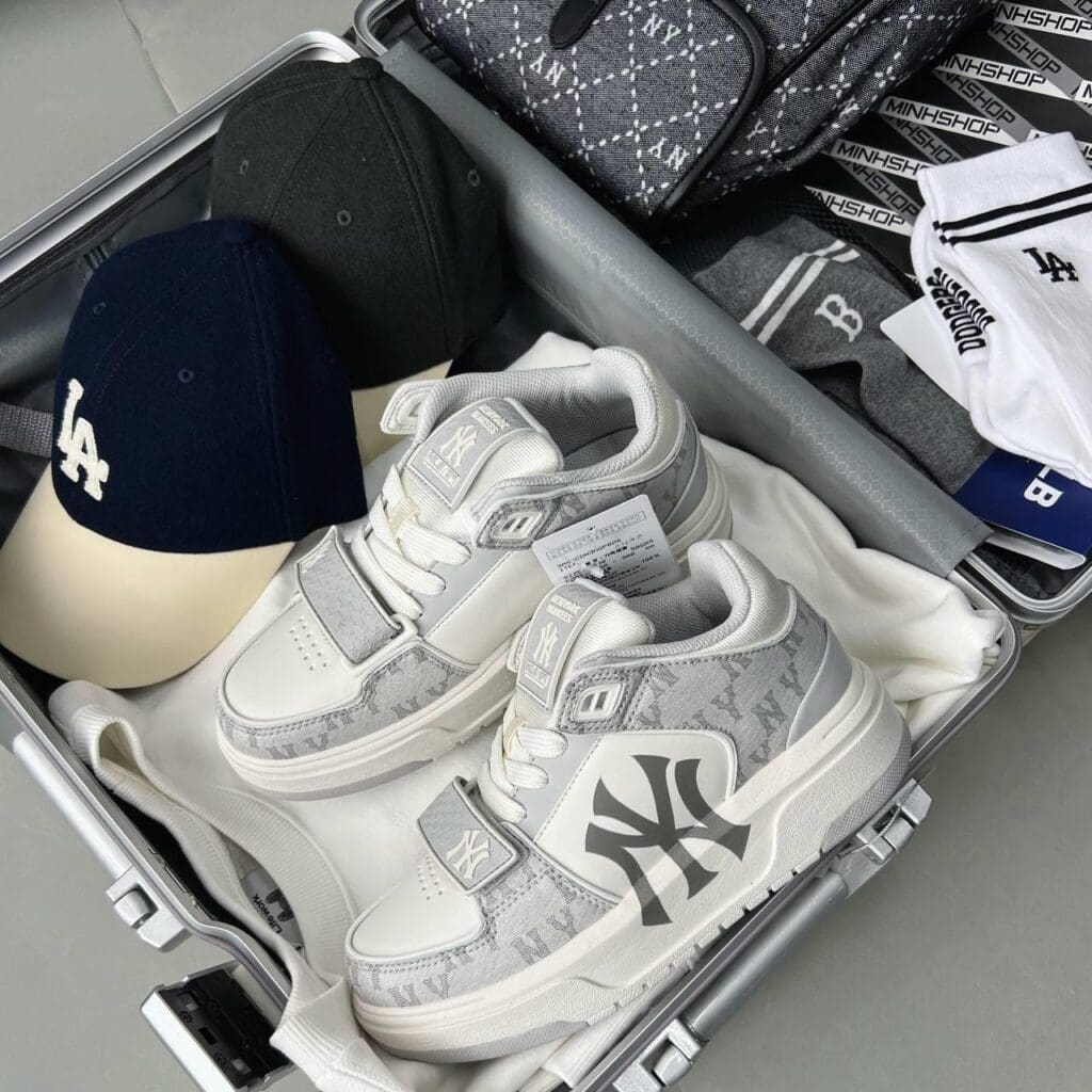 giay-mlb-chunky-liner-mid-denim-new-york-yankees-gray