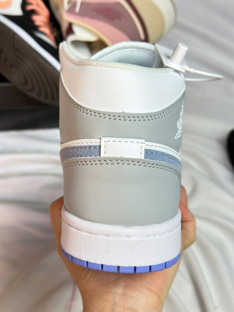 Jordan 1 Mid Wolf Grey Aluminum (2)